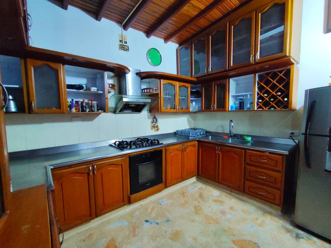 Casa de 6 alcobas en venta en Villa Antigua, Villa del Rosario, 1649 m² · foto 21 de 24