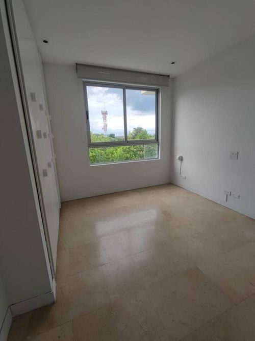 Apartamento de 4 alcobas en venta en Pance, Cali, 220 m² · foto 8 de 17