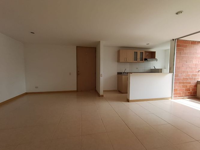 Apartamento de 3 alcobas en arriendo en Loma De La Doctora, Sabaneta, 85 m² · foto 10 de 20