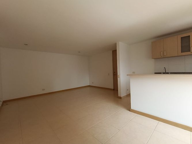 Apartamento de 3 alcobas en arriendo en Loma De La Doctora, Sabaneta, 85 m² · foto 11 de 20