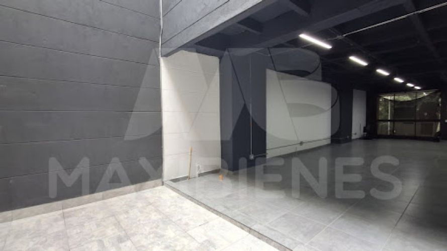 Local en arriendo en Suramericana, Medellín, 100 m² · foto 2 de 4