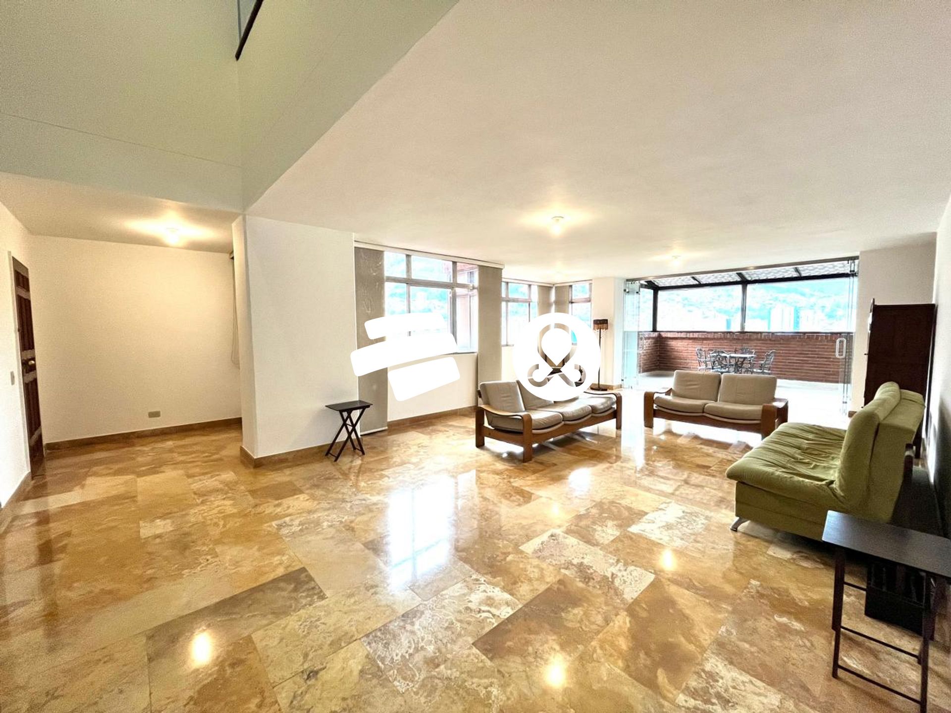 Apartamento en venta en La candelaria, Medellín 2