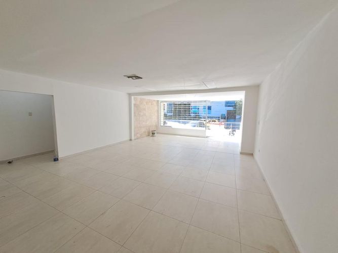 Casa de 10 alcobas en arriendo en Granadillo, Barranquilla, 650 m² · foto 3 de 23