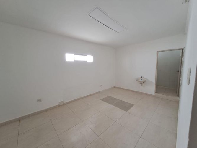 Casa de 10 alcobas en arriendo en Granadillo, Barranquilla, 650 m² · foto 11 de 23