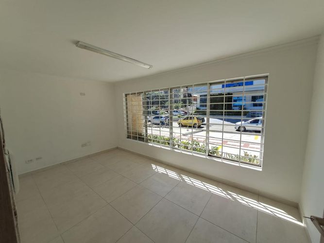 Casa de 10 alcobas en arriendo en Granadillo, Barranquilla, 650 m² · foto 12 de 23