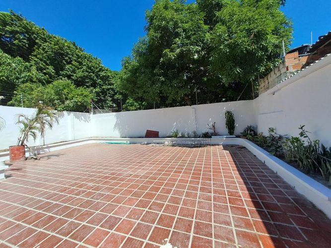 Casa de 10 alcobas en arriendo en Granadillo, Barranquilla, 650 m² · foto 23 de 23