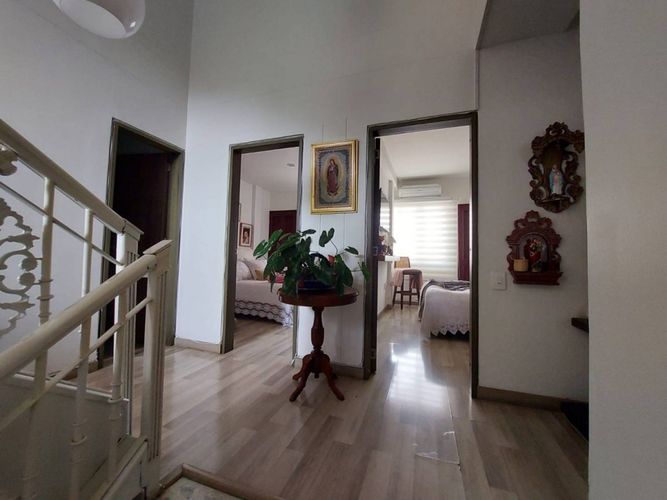 Casa de 5 alcobas en venta en Cabecera Del Llano, Bucaramanga, 340 m² · foto 9 de 21