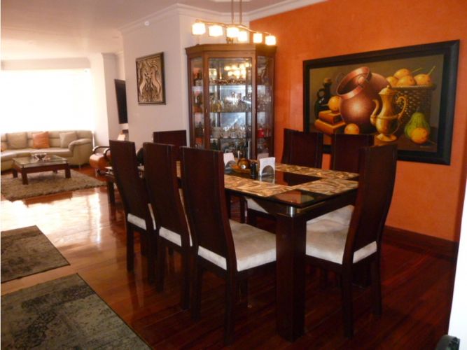 Apartamento de 4 alcobas en venta en Sotileza, Bogotá, 227 m² · foto 3 de 20