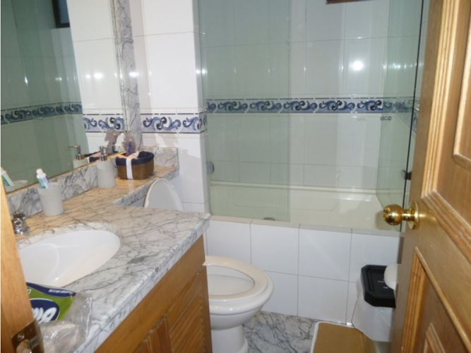 Apartamento de 4 alcobas en venta en Sotileza, Bogotá, 227 m² · foto 9 de 20
