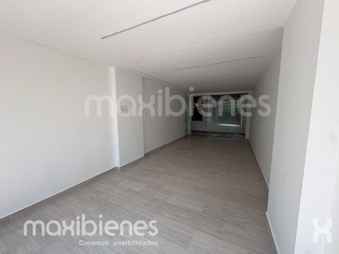 Local en arriendo en Los Balsos, Medellín, 35 m² · foto 3 de 7