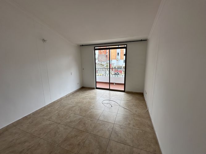 Casa de 4 alcobas en venta en Bloques Rincon De Yulima, Armenia, 115 m² · foto 2 de 24