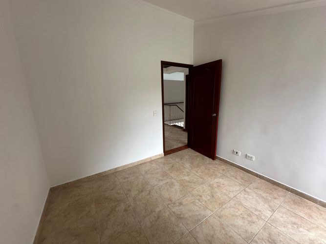 Casa de 4 alcobas en venta en Bloques Rincon De Yulima, Armenia, 115 m² · foto 8 de 24