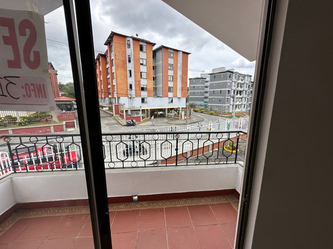 Casa de 4 alcobas en venta en Bloques Rincon De Yulima, Armenia, 115 m² · foto 11 de 24