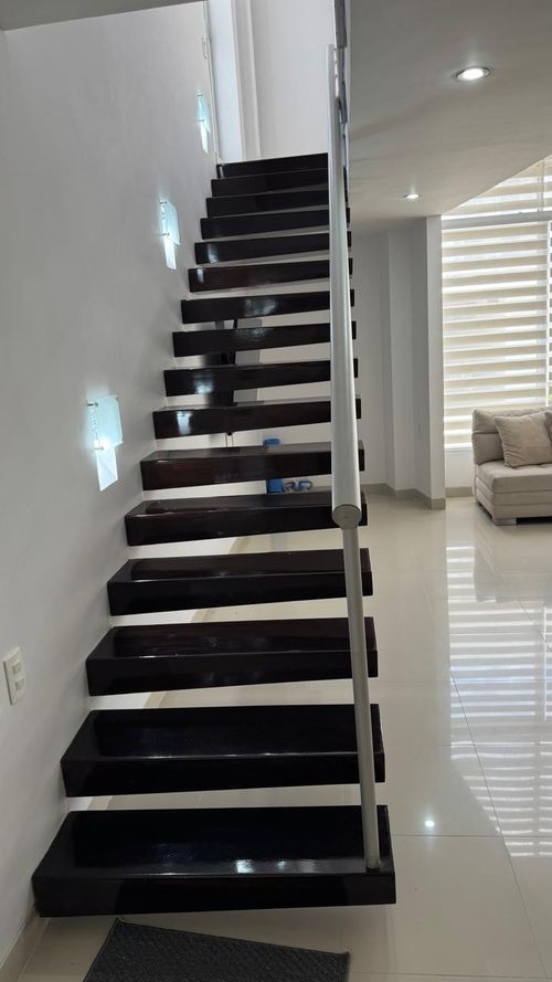 Casa de 3 alcobas en venta en Avenida 19 Norte, Armenia, 172 m² · foto 8 de 23