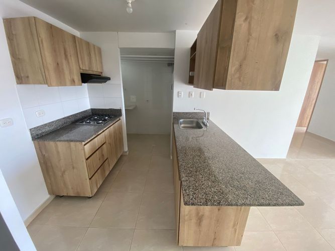Apartamento de 3 alcobas en venta en El Tejar, Bucaramanga, 79 m² · foto 14 de 24
