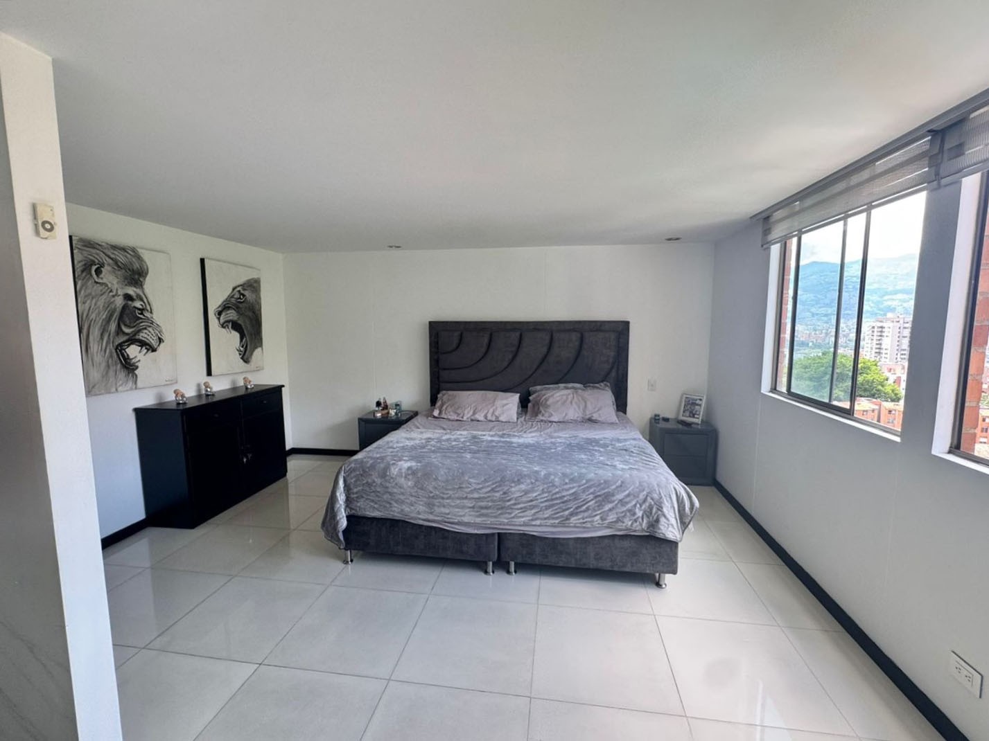 Apartamento en venta en El Poblado, Medellín · foto 5 de 12