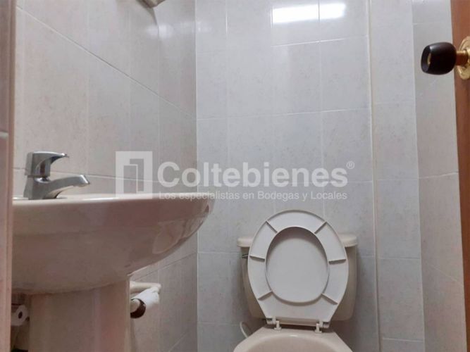 Bodega en arriendo en Sierra Morena, La Estrella, 411 m² · foto 14 de 15