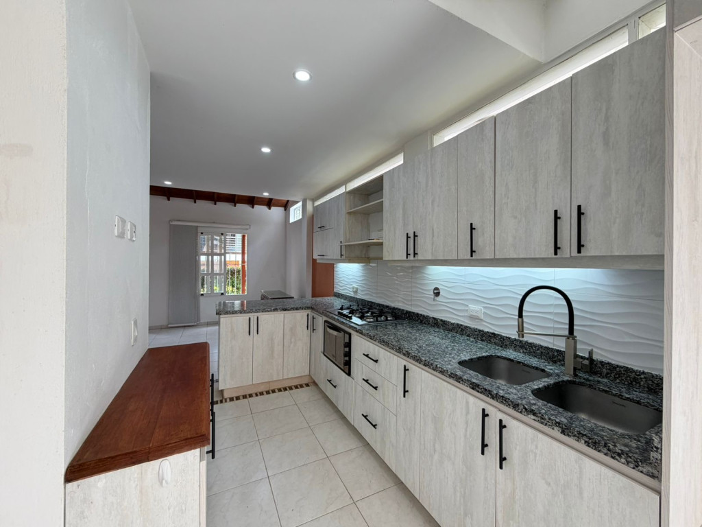 3BR House in El carmen (145 m²) - 2