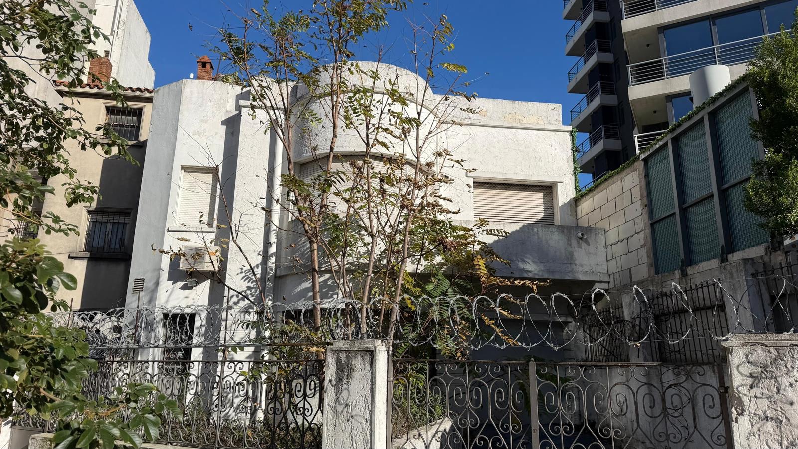 Excelente Padrón Con Acceso Por Dos Avenidas Bvar Artigas Y por Ponce, Ideal Empresa O Proyecto Inmobiliario