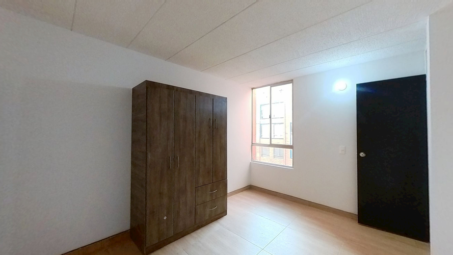 Apartamento de 3 alcobas en venta en Conjunto Residencial Zaragoza, Madrid, 57 m² · foto 6 de 13