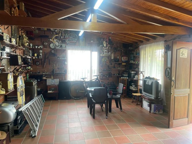 Casa de 5 alcobas en venta en La Ceja, 1315 m² · foto 9 de 24