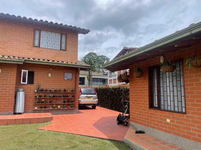 Casa de 5 alcobas en venta en La Ceja, 1315 m² · foto 13 de 24