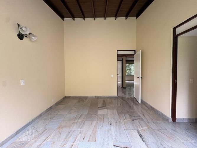Apartamento de 3 alcobas en venta en El Poblado, Medellín, 147 m² · foto 9 de 15