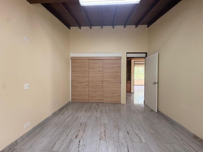 Apartamento de 3 alcobas en venta en El Poblado, Medellín, 147 m² · foto 11 de 15