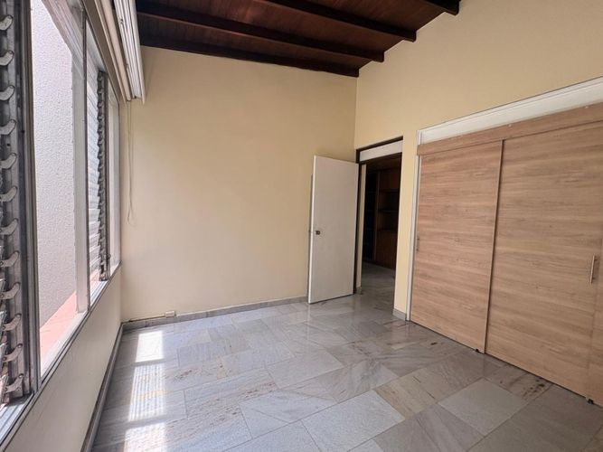 Apartamento de 3 alcobas en venta en El Poblado, Medellín, 147 m² · foto 12 de 15