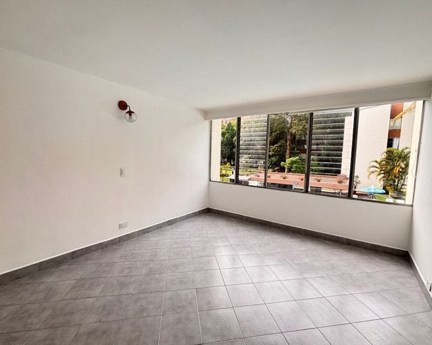 Apartamento de 3 alcobas en venta en El Poblado, Medellín, 147 m² · foto 7 de 9