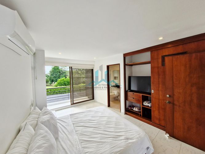 Casa de 4 alcobas en arriendo en Bosques De Peñalisa, Ricaurte, 340 m² · foto 4 de 24