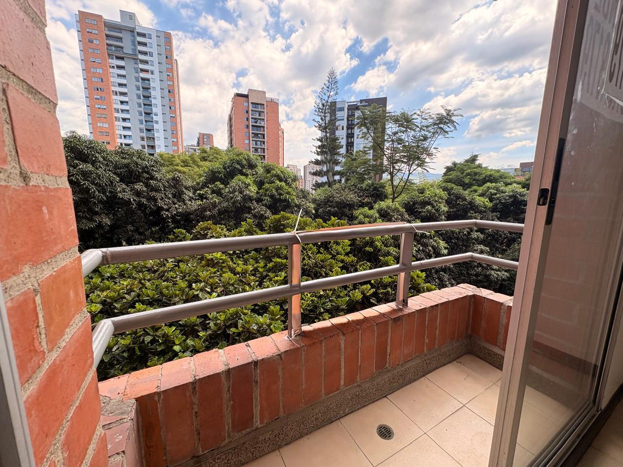 Apartamento en venta en El Poblado, Medellín · foto 13 de 13
