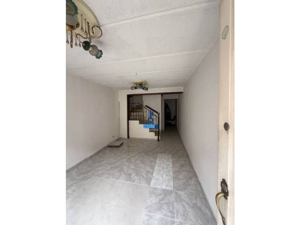 Casa en venta en Engativá, Bogotá · foto 2 de 18