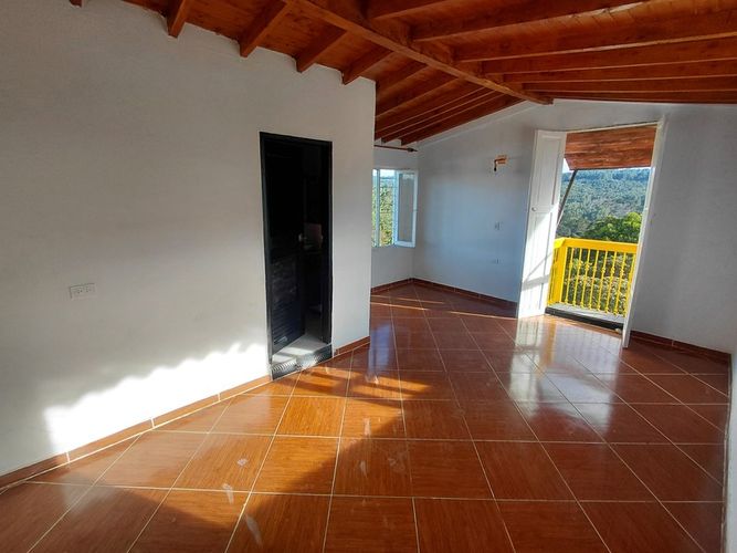 Finca en arriendo en Santa Elena, Medellín, 180 m² · foto 12 de 19