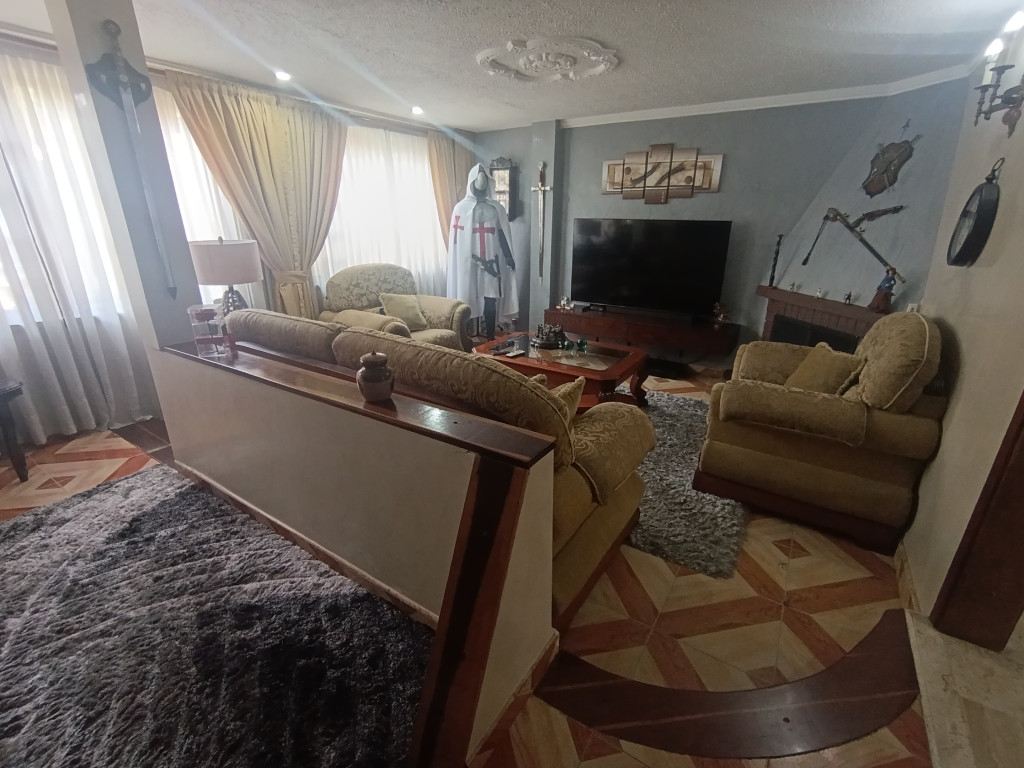 Casa en venta en Modelia Occidental, Bogotá · foto 3 de 22