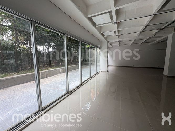 Local en arriendo en La Aguacatala, Medellín, 526 m² · foto 10 de 14