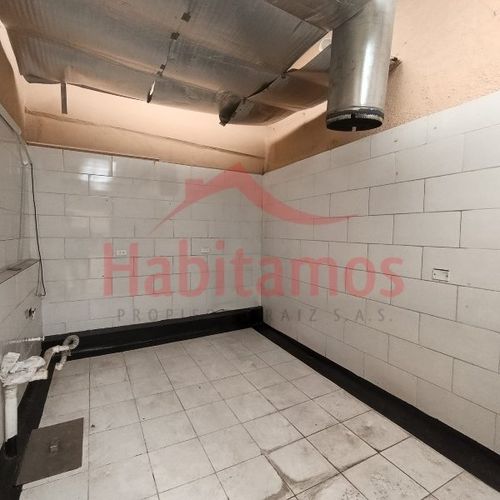 Local en arriendo en Manila, Medellín, 100 m² · foto 12 de 12