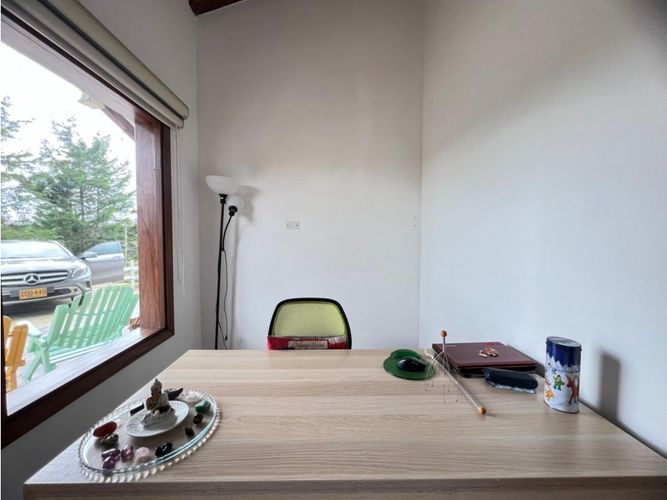 Casa de 3 alcobas en venta en Guamito, Rionegro, 310 m² · foto 5 de 15
