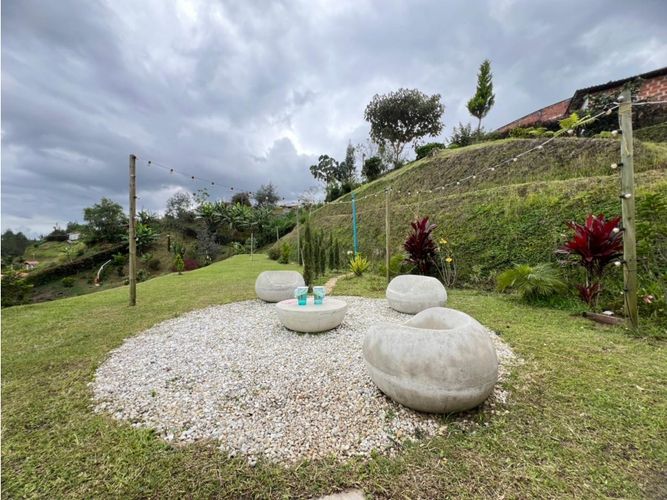 Casa de 3 alcobas en venta en Guamito, Rionegro, 310 m² · foto 10 de 15