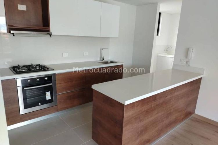 Apartamento en venta en Quinta Paredes, Bogotá · foto 3 de 17