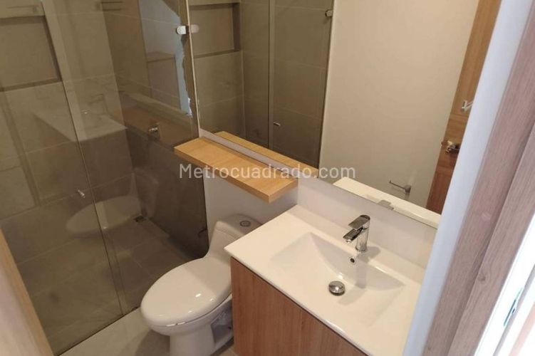 Apartamento en venta en Quinta Paredes, Bogotá · foto 10 de 17