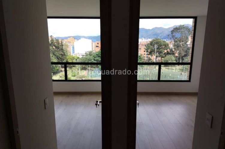 Apartamento en venta en Quinta Paredes, Bogotá · foto 11 de 17