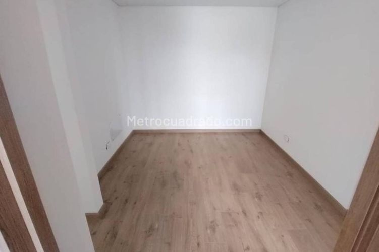 Apartamento en venta en Quinta Paredes, Bogotá · foto 12 de 17