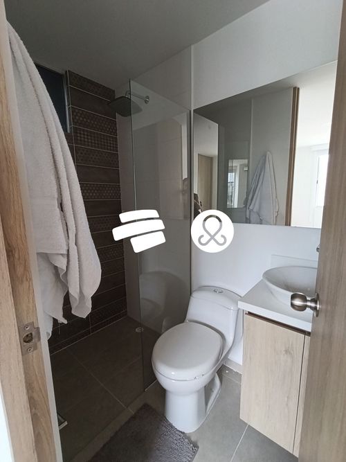 Apartamento de 3 alcobas en venta en El Poblado, Medellín, 69 m² · foto 12 de 24