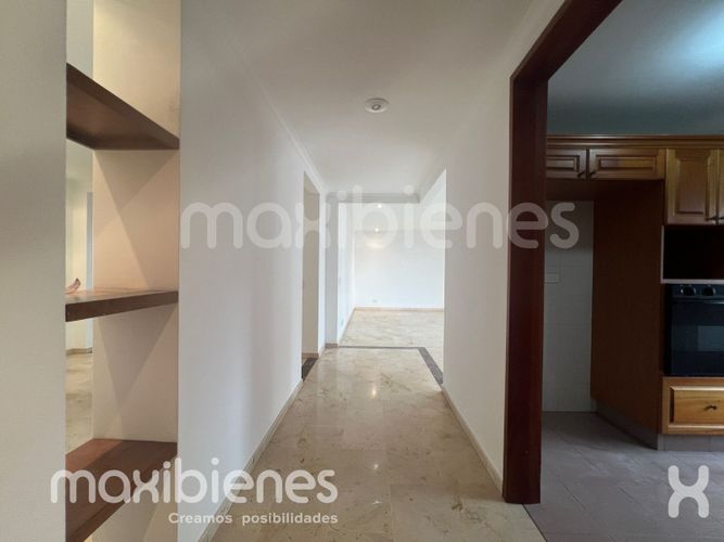 Apartamento de 2 alcobas en arriendo en Las Lomas, Medellín, 100 m² · foto 15 de 20