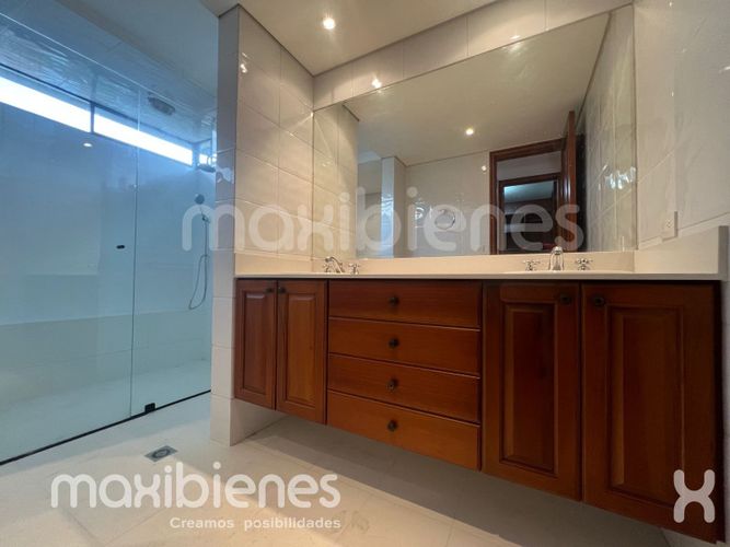 Apartamento de 2 alcobas en arriendo en Las Lomas, Medellín, 100 m² · foto 16 de 20