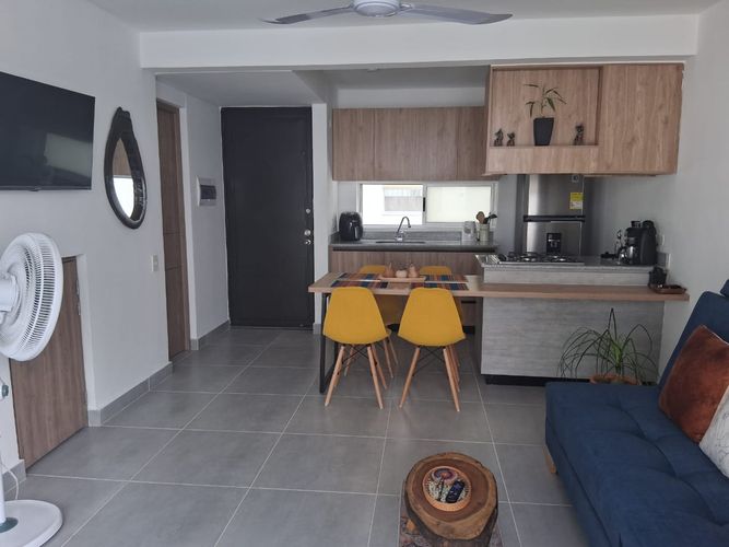 Casa de 2 alcobas en venta en Las Palmas, Ricaurte, 61 m² · foto 2 de 16