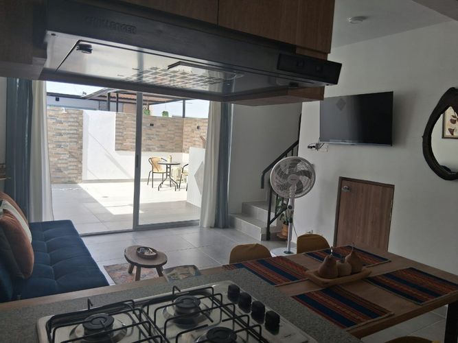 Casa de 2 alcobas en venta en Las Palmas, Ricaurte, 61 m² · foto 3 de 16