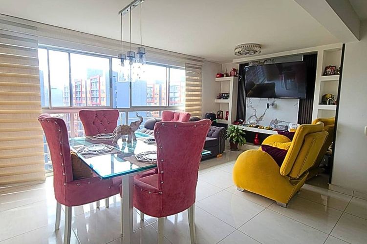 Apartamento en venta en Tintala, Bogotá · foto 2 de 18