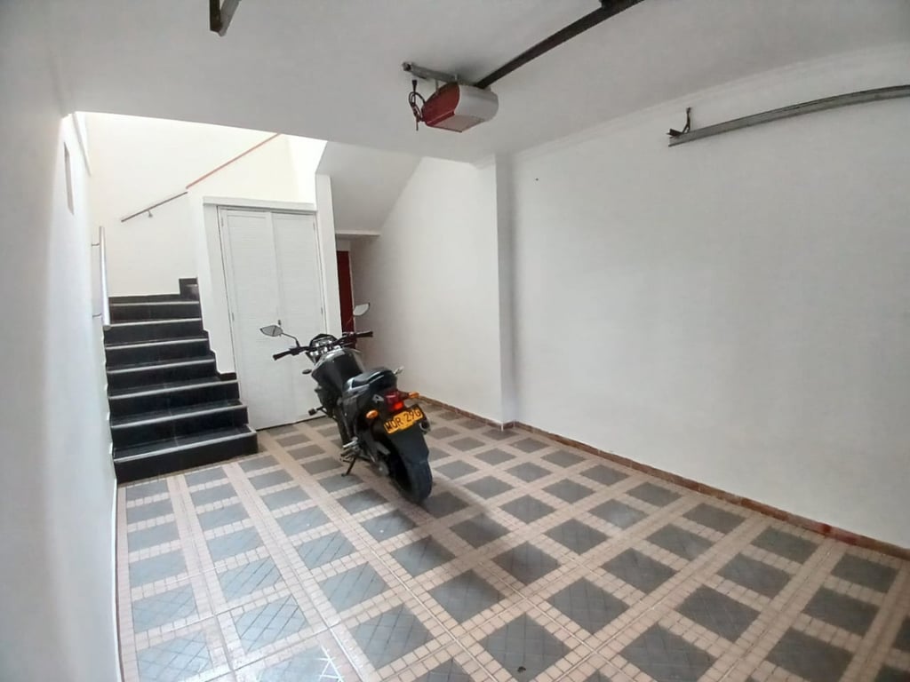Apartamento en venta en Centro, Montería · foto 3 de 12